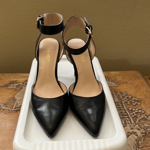 Nine West black heels. - Picture 4 of 6